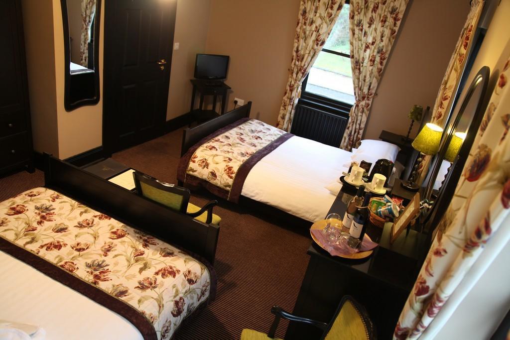 Knockninny Country House & Marina Derrylin Ngoại thất bức ảnh
